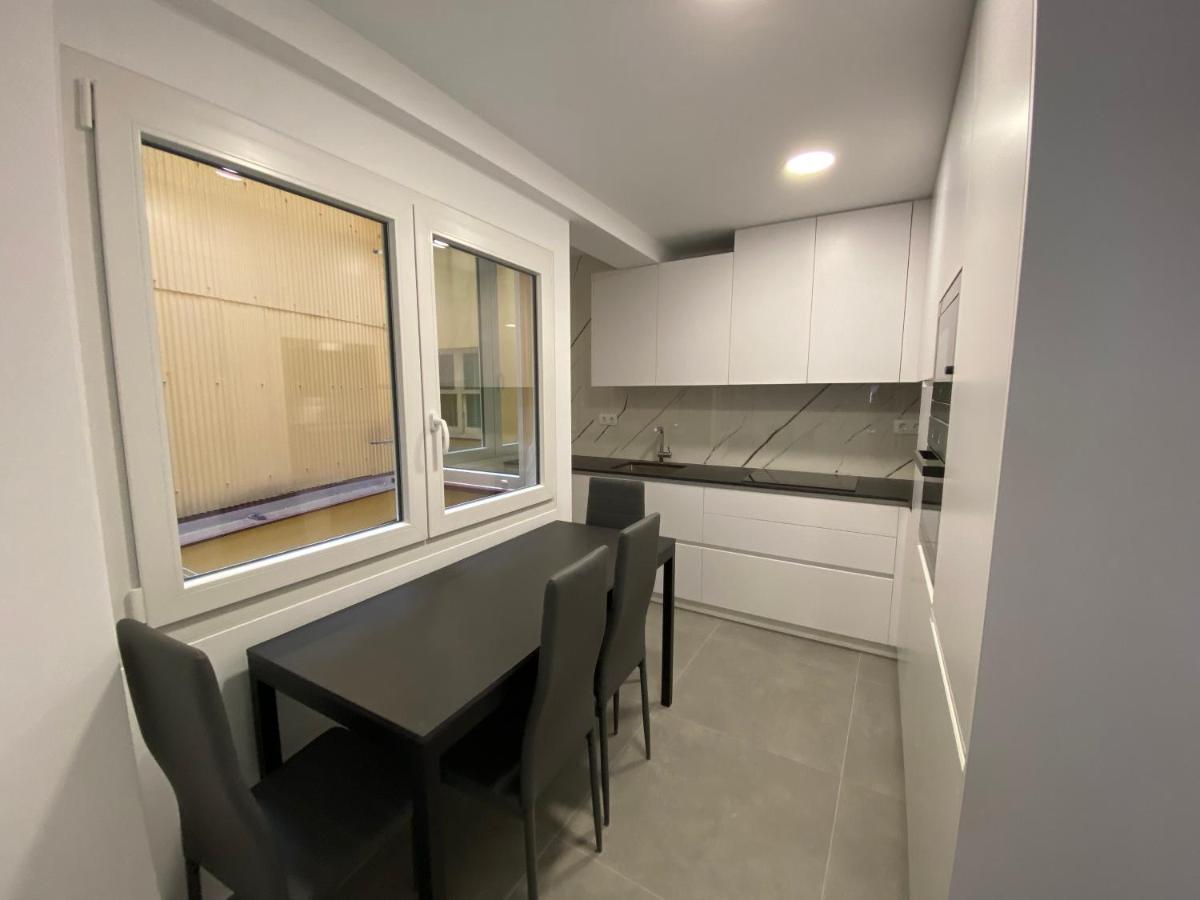 Апартаменты Apartamento En Avenida De Finisterre Ла-Корунья Экстерьер фото