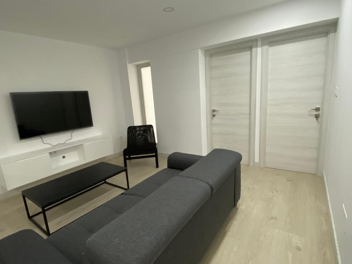 Апартаменты Apartamento En Avenida De Finisterre Ла-Корунья Экстерьер фото
